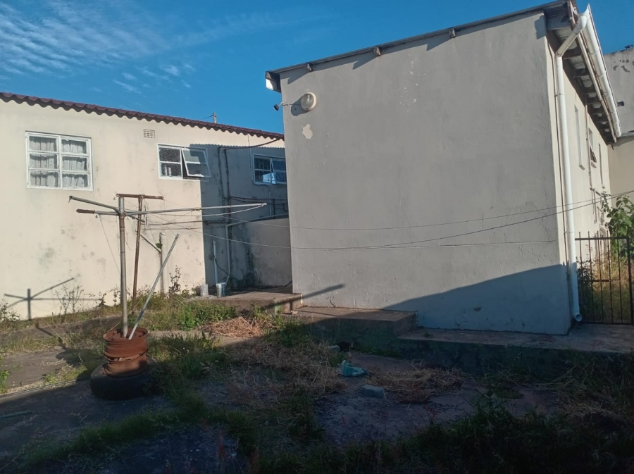 2 Bedroom Property for Sale in Mdantsane Nu 16 Eastern Cape